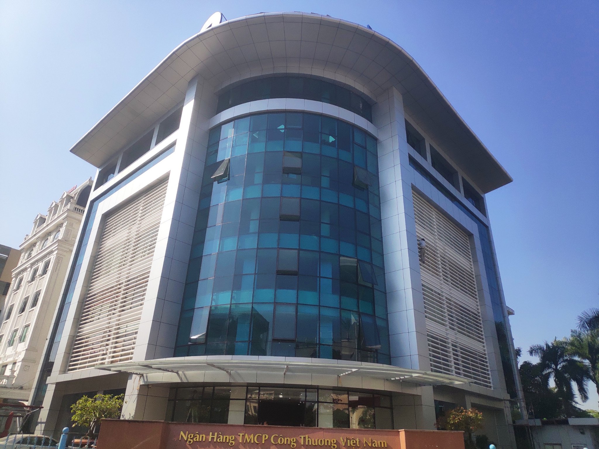 Công Trình Viettinbank Số 8 Hồ Tùng Mậu