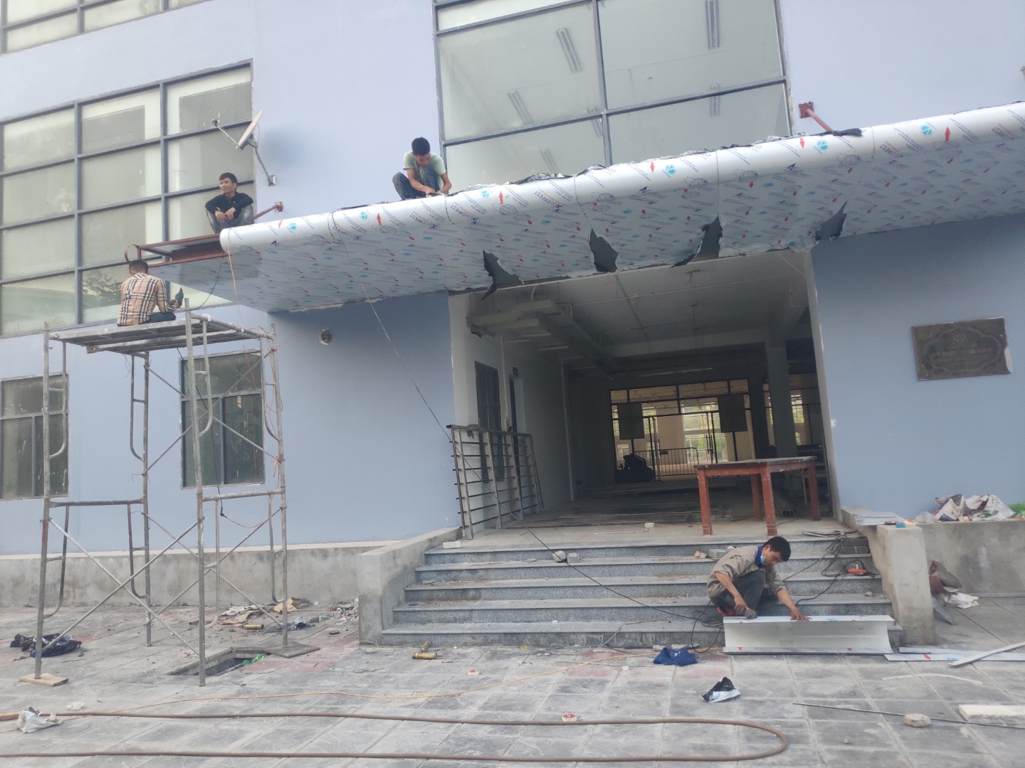 Vách Ngăn Bằng Alu